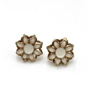 Coro Screw Backs Clips Clip Ons Earrings White Enamel Gold Tone Vintage